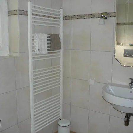 Eggers - Gemuetliche Im Erdgeschoss Wallsbull